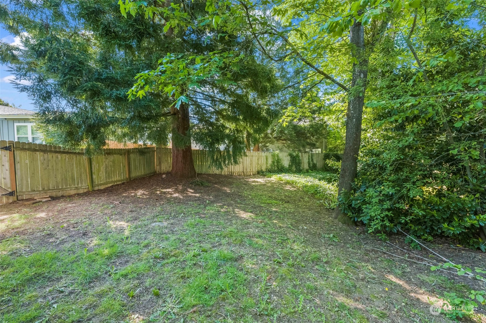 1317 Ivy Road Bremerton, WA 98310 - Photo 25 of 28 Gallery Image 25