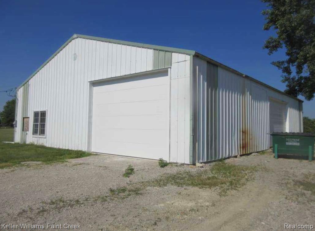 16135 Petz Road Capac, MI 48014 - Photo 2 of 8 View of detached garage