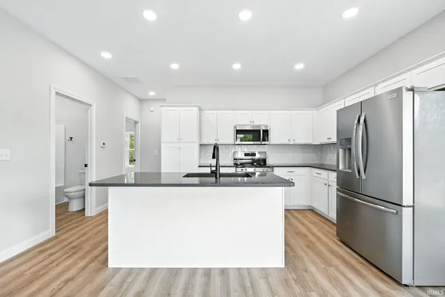 $1,500 | 1030 South Wayne Street, Angola, IN 46703