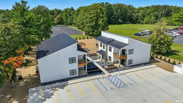 $1,500 | 1030 South Wayne Street, Angola, IN 46703