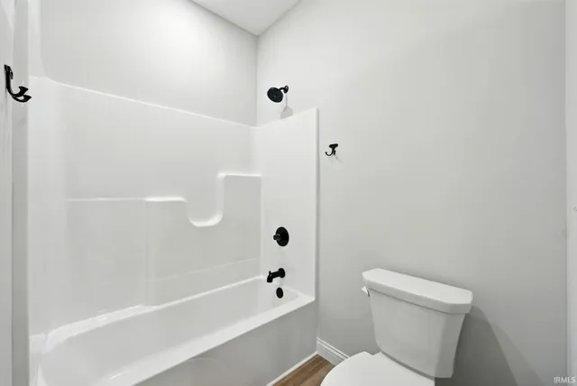 $1,500 | 1030 South Wayne Street, Angola, IN 46703