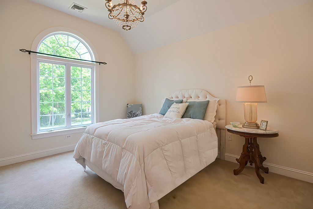 39 Oriole Road Medfield, MA 02052 - Photo 27 of 42 Gallery Image 27