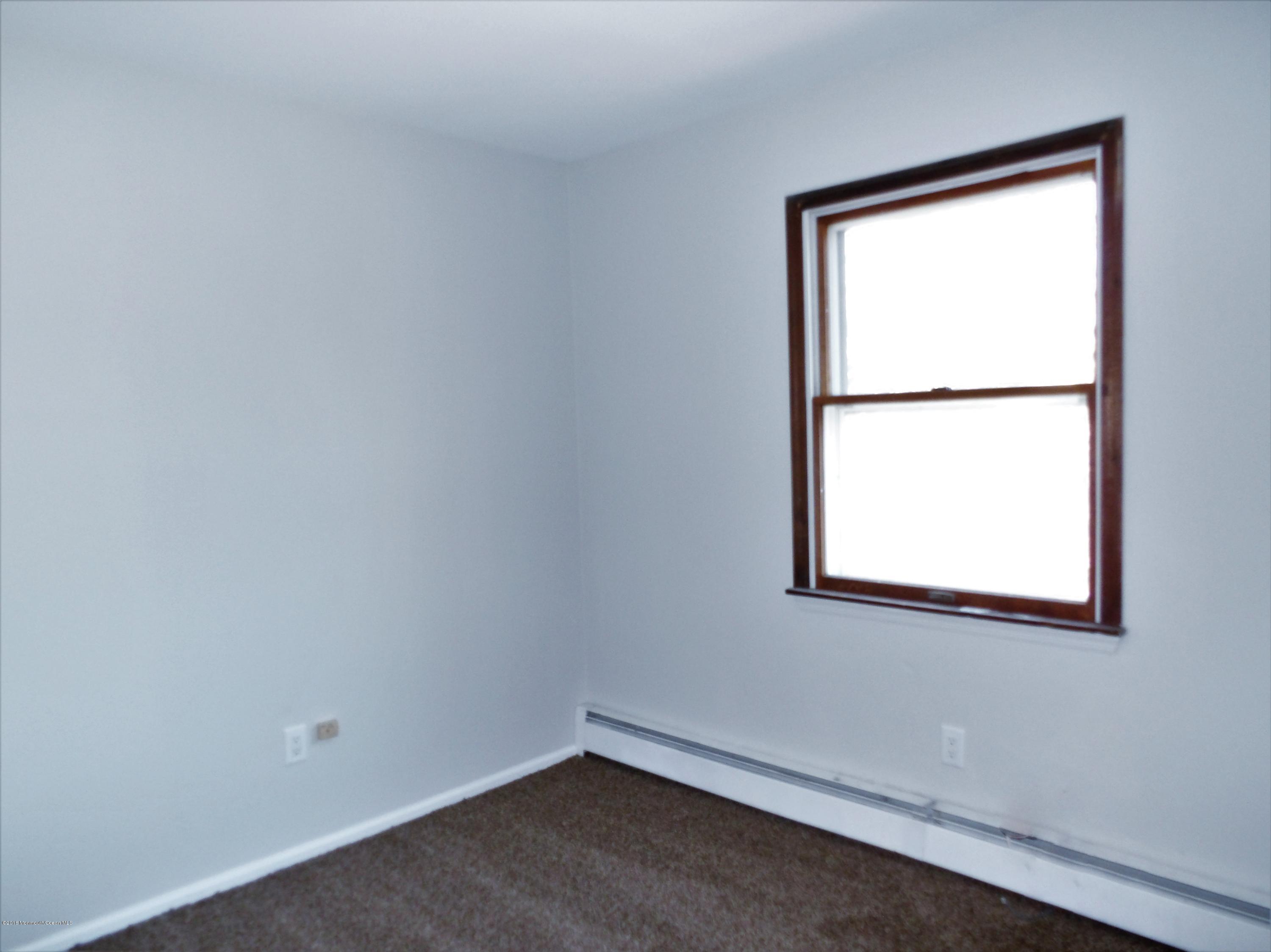 2325 Pineneedle Road Point Pleasant, NJ 08742 - Photo 17 of 23 100_0514