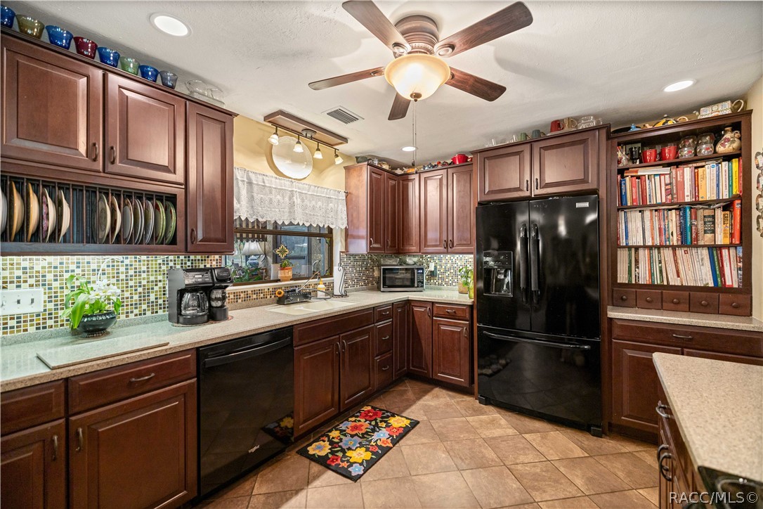 4556 East View Top Lane Inverness, FL 34452 - Photo 9 of 67