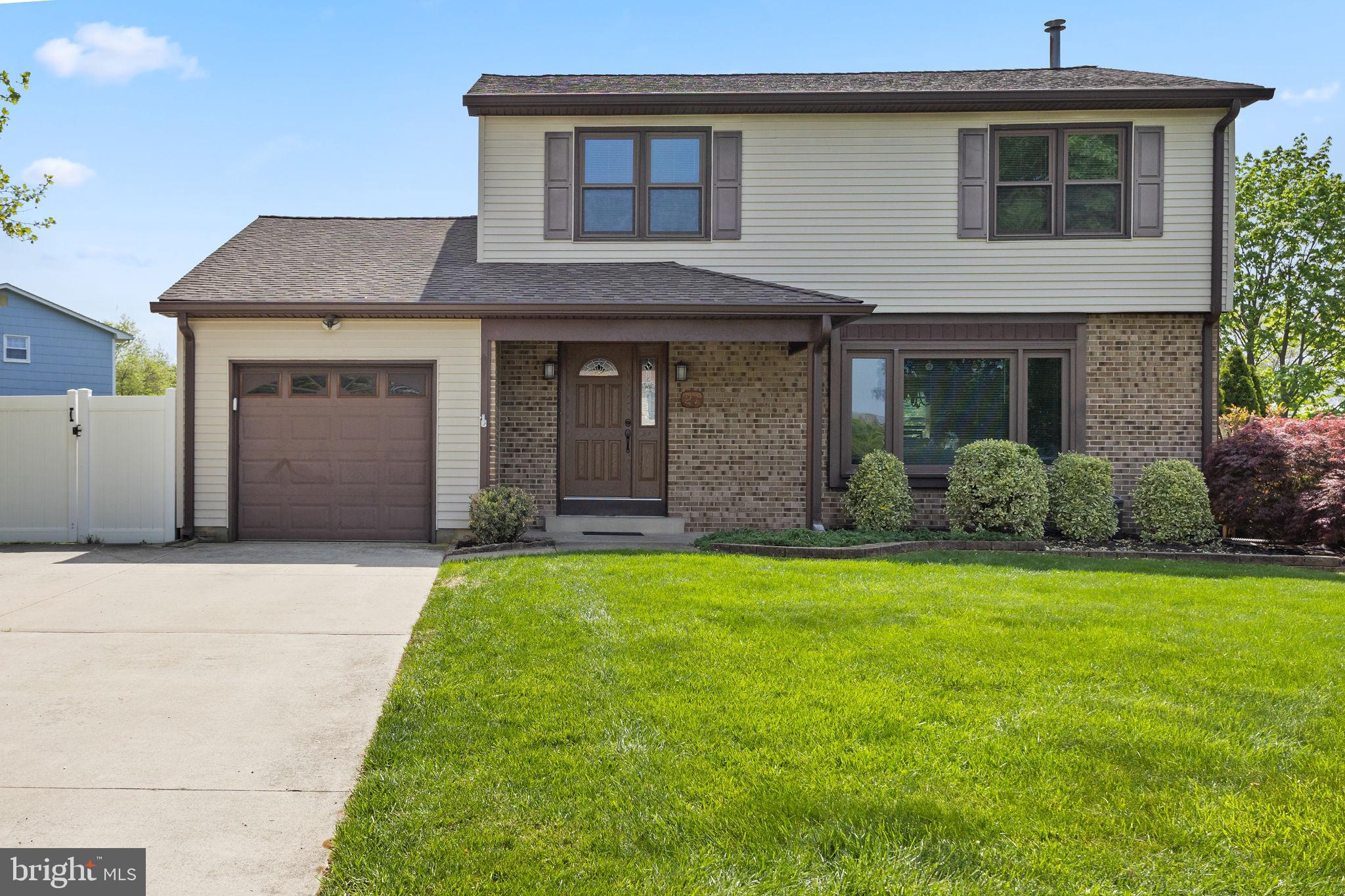 27 Marlon Pond Road Hamilton, NJ 08690 - Photo 1 of 34 Gallery Image 1
