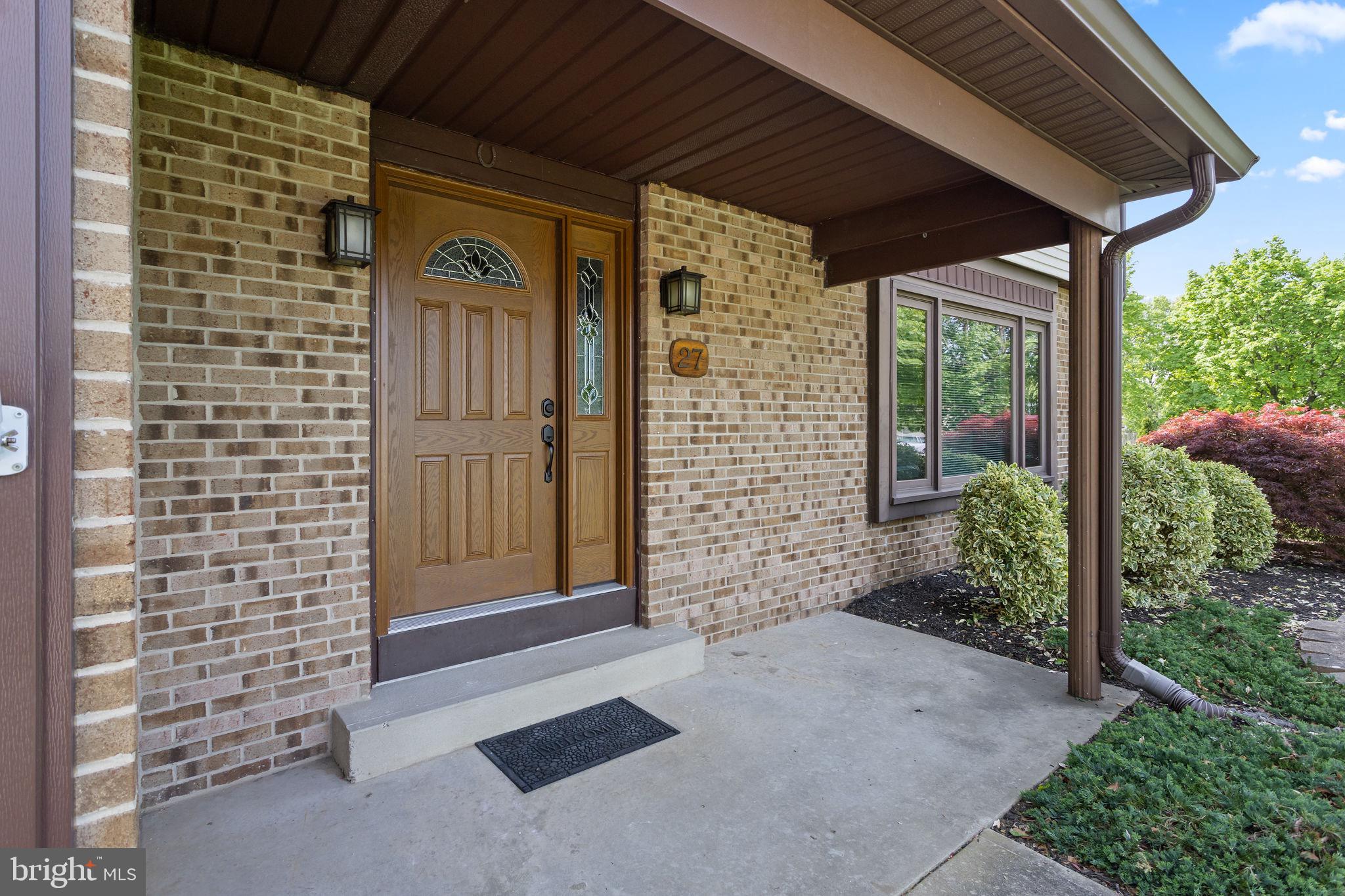 27 Marlon Pond Road Hamilton, NJ 08690 - Photo 2 of 34 Gallery Image 2