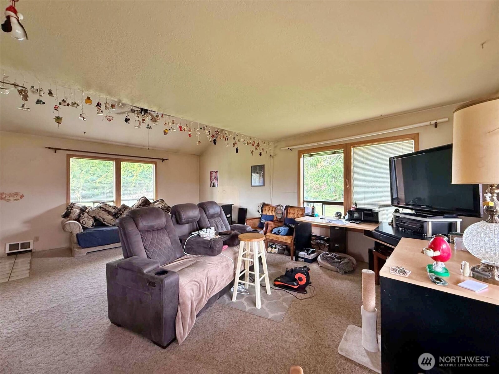 141 Filbert Road Silver Creek, WA 98585 - Photo 15 of 33
