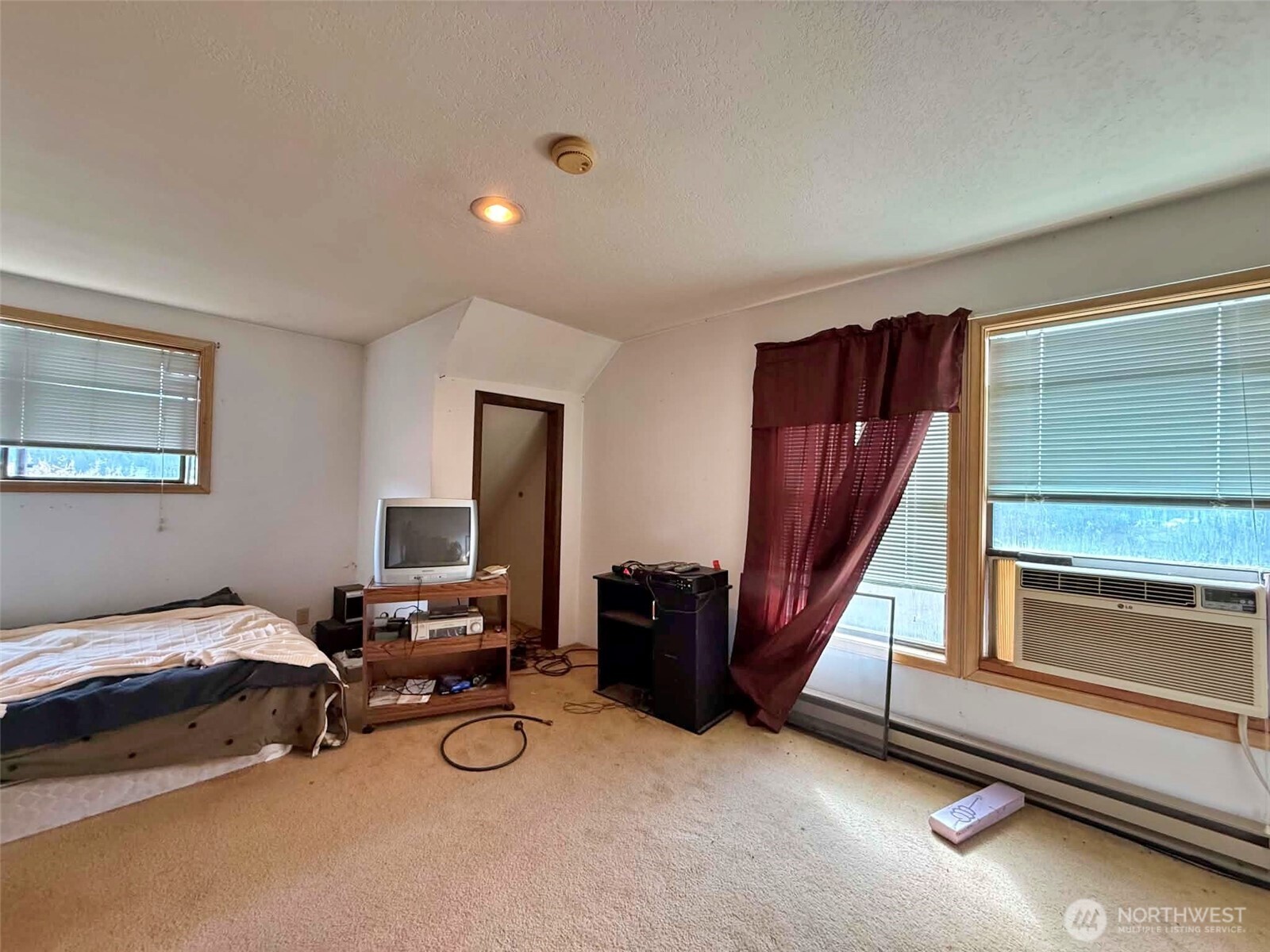 141 Filbert Road Silver Creek, WA 98585 - Photo 20 of 33