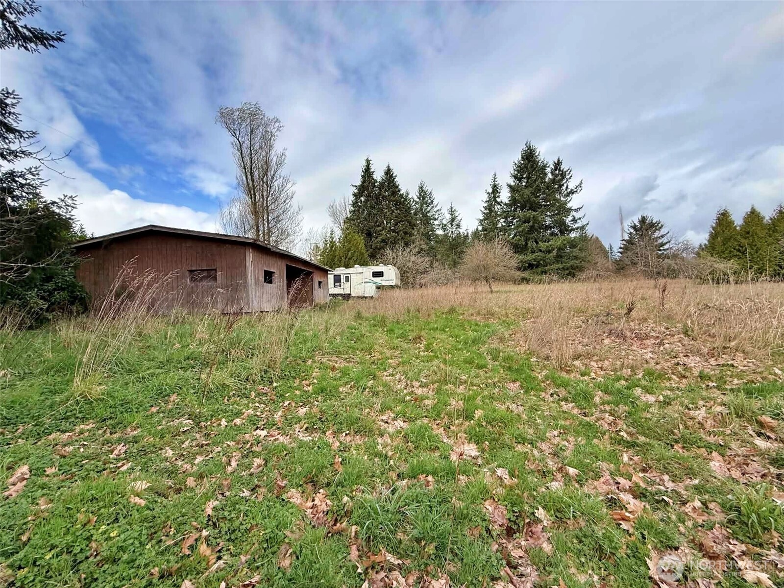 141 Filbert Road Silver Creek, WA 98585 - Photo 5 of 33