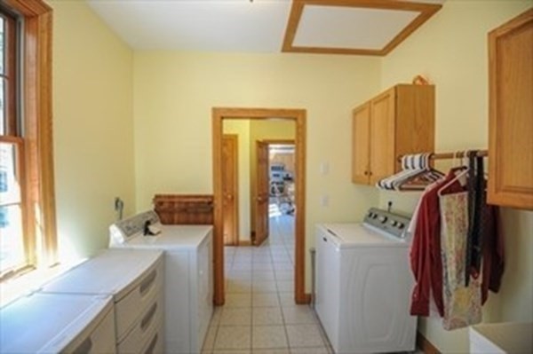 473 Bay Road Amherst, MA 01002 - Photo 8 of 38