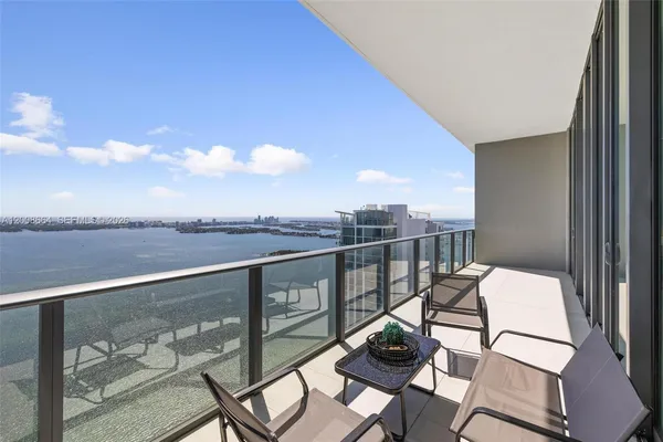 $3,350,000 | 480 Northeast 31st Street, Unit PH5303, Miami, FL 33137