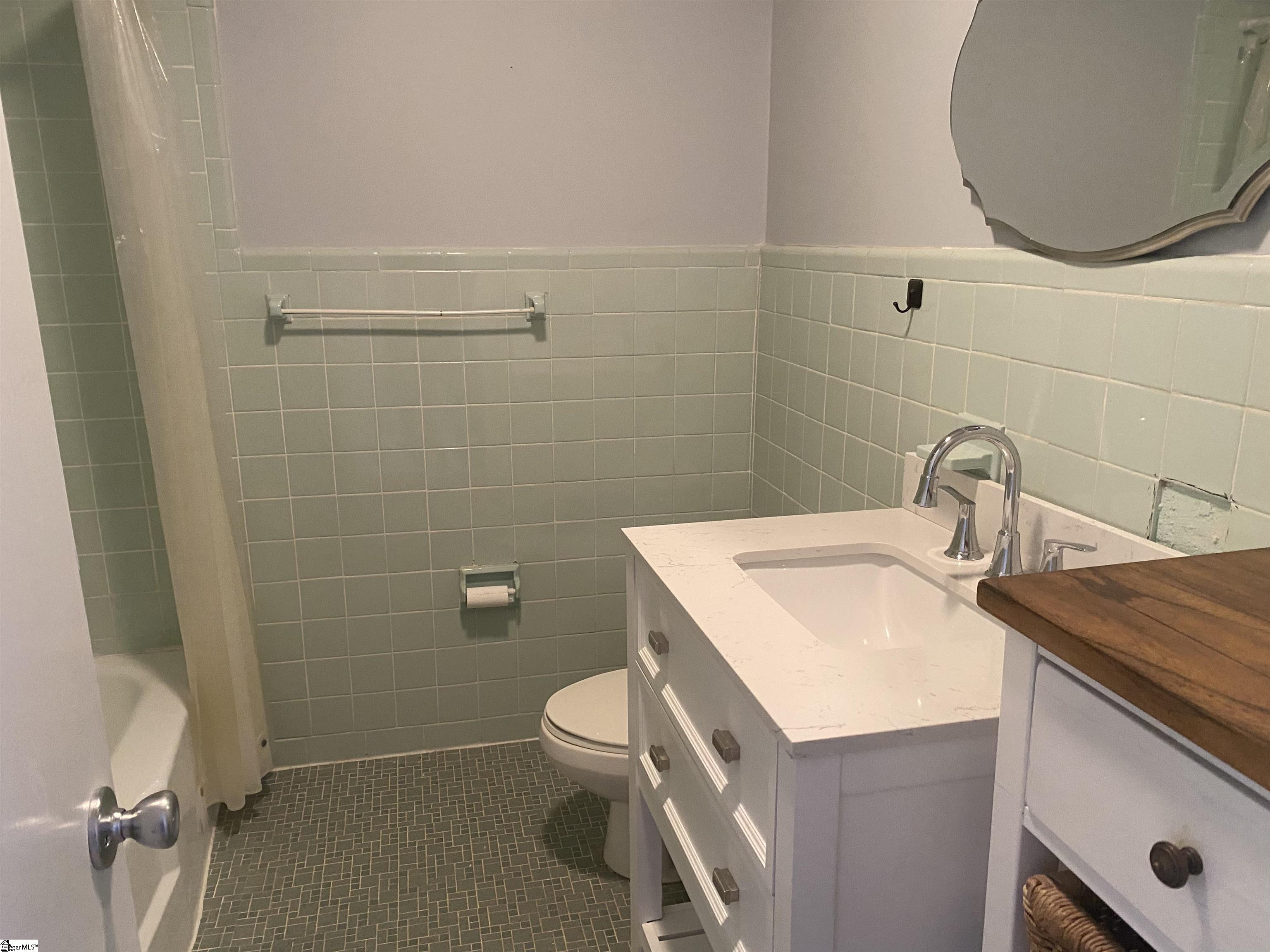701 Cedar Street Clinton, SC 29325 - Photo 23 of 36