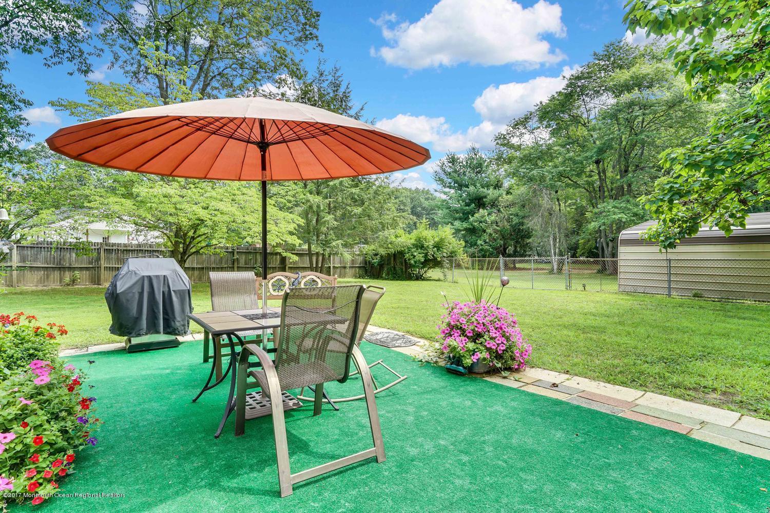 569 Burke Road Jackson, NJ 08527 - Photo 28 of 31 569 Burke Rd Jackson NJ 08527-large-031-