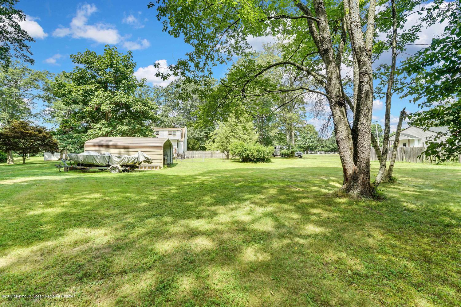 569 Burke Road Jackson, NJ 08527 - Photo 31 of 31 569 Burke Rd Jackson NJ 08527-large-036-