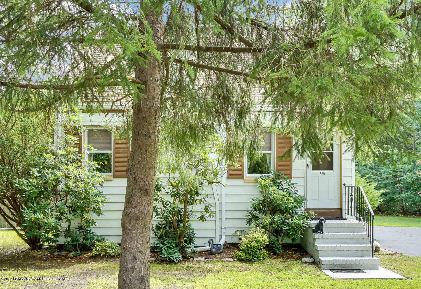 569 Burke Road Jackson, NJ 08527 - Photo 9 of 31 569 Burke Rd Jackson NJ 08527-large-002-