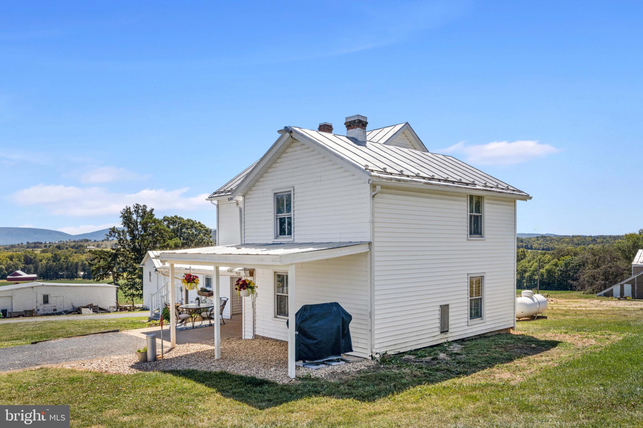67 Lodge Hall Road Mount Jackson, VA 22842 - Photo 7 of 39