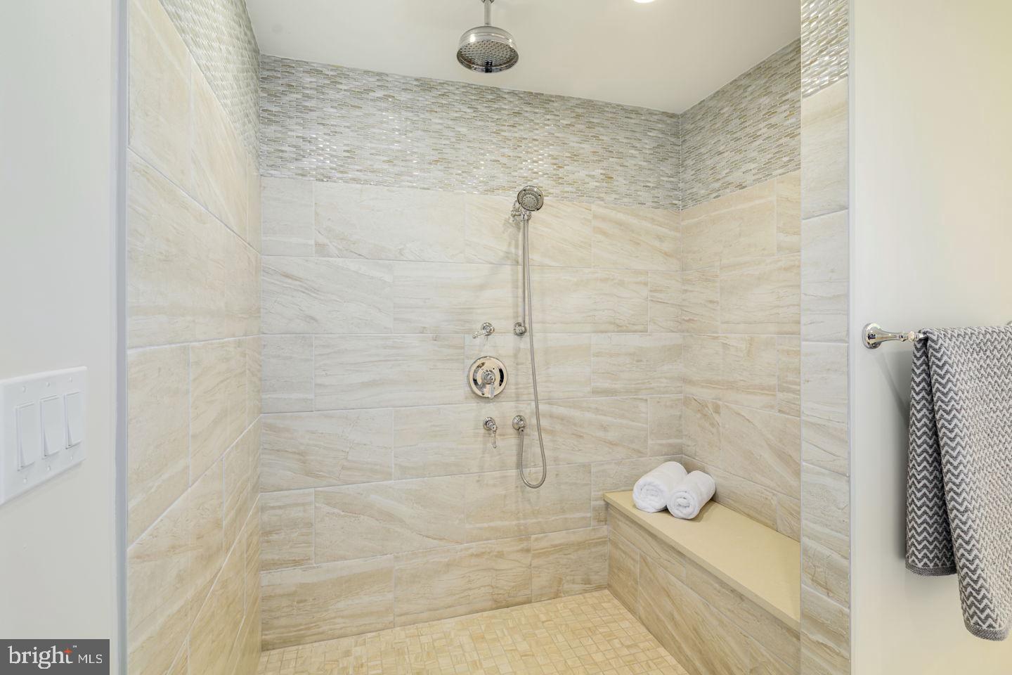 538 Spruce Street Philadelphia, PA 19106 - Photo 27 of 50 Oversized shower in Primary Bath
