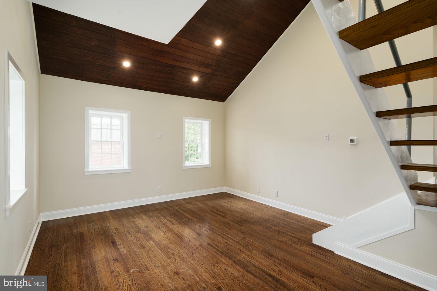 538 Spruce Street Philadelphia, PA 19106 - Photo 42 of 50 3rd Bedroom