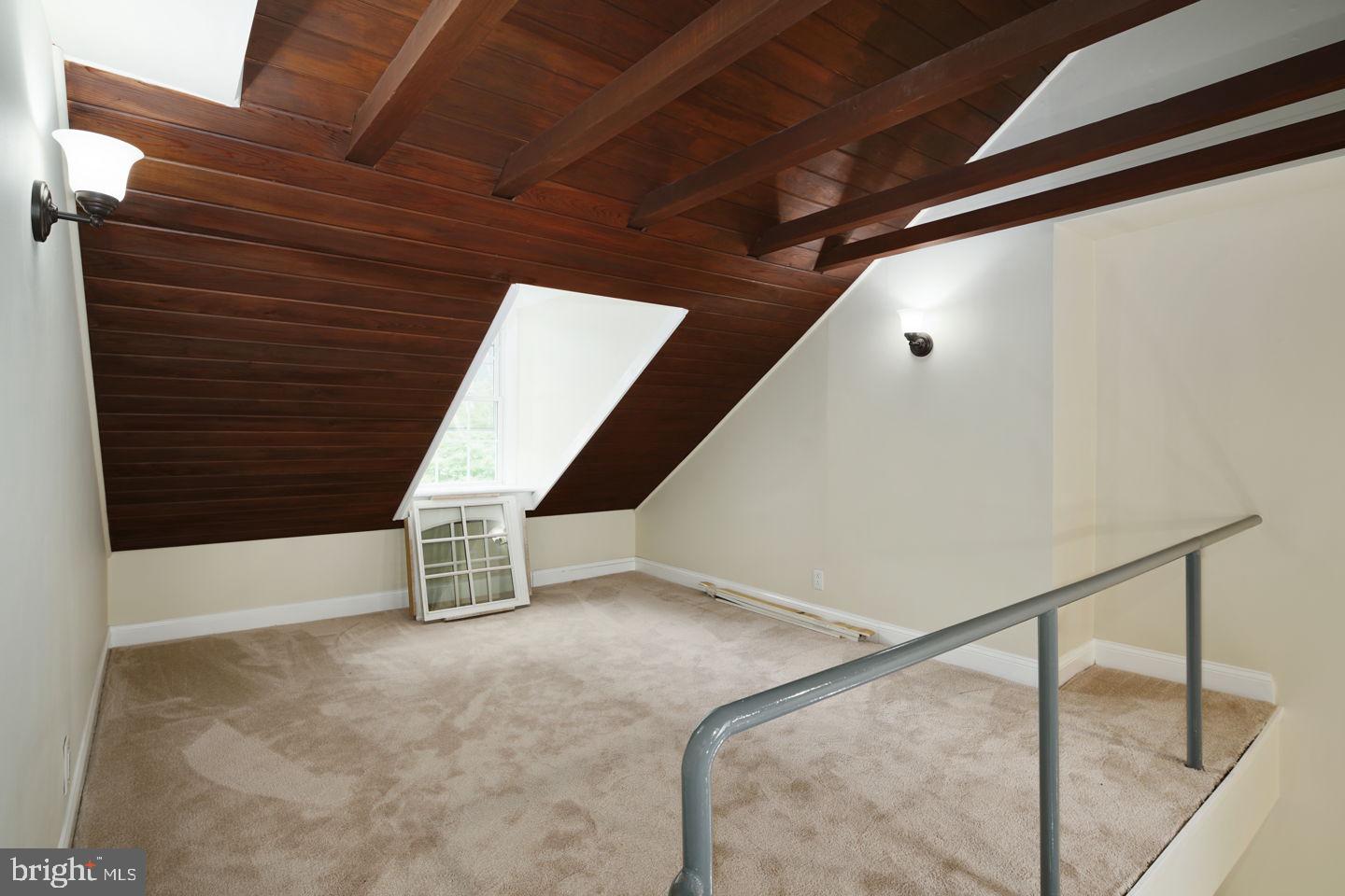 538 Spruce Street Philadelphia, PA 19106 - Photo 46 of 50 Loft Above Master Bedroom