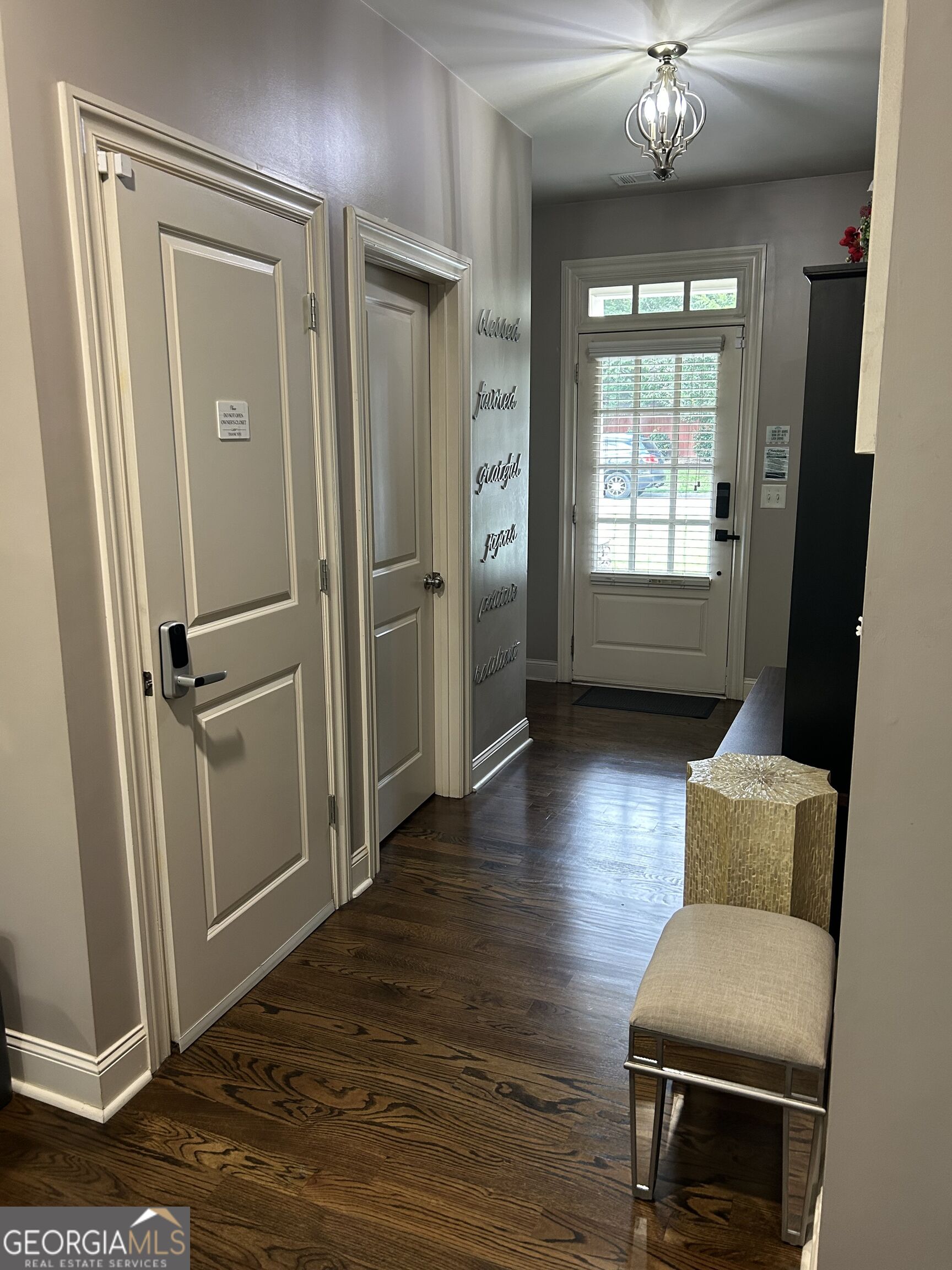 2215 Collins Ridge Drive Northwest Atlanta, GA 30318 - Photo 5 of 41 Gallery Image 5