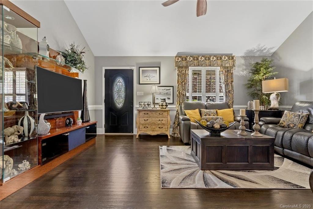 644 Red Hawk Way Clover, SC 29710 - Photo 6 of 40 Gallery Image 6
