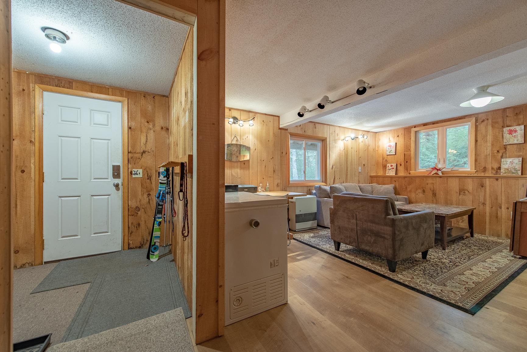 14 Ryan Circle Campton, NH 03223 - Photo 2 of 39