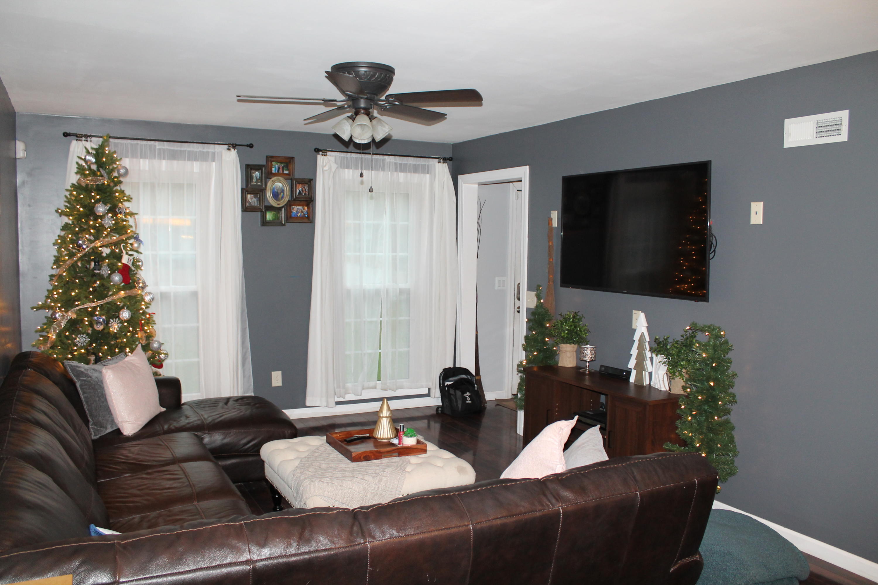 107 Hamlet Road Summerville, SC 29485 - Photo 12 of 28 LIVINGROOM