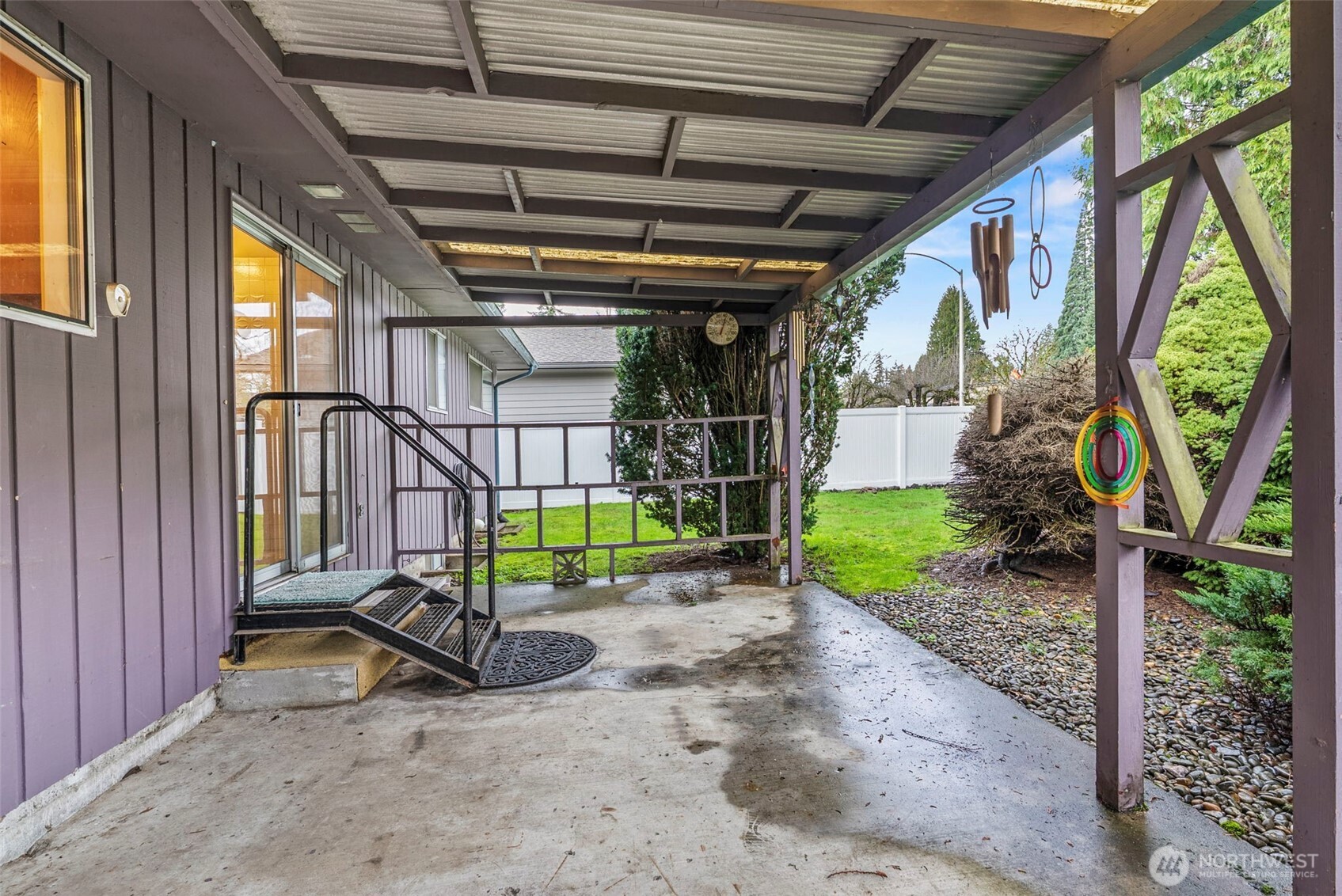 1241 Spruce Street Longview, WA 98632 - Photo 23 of 26 a view of swimming pool with garden