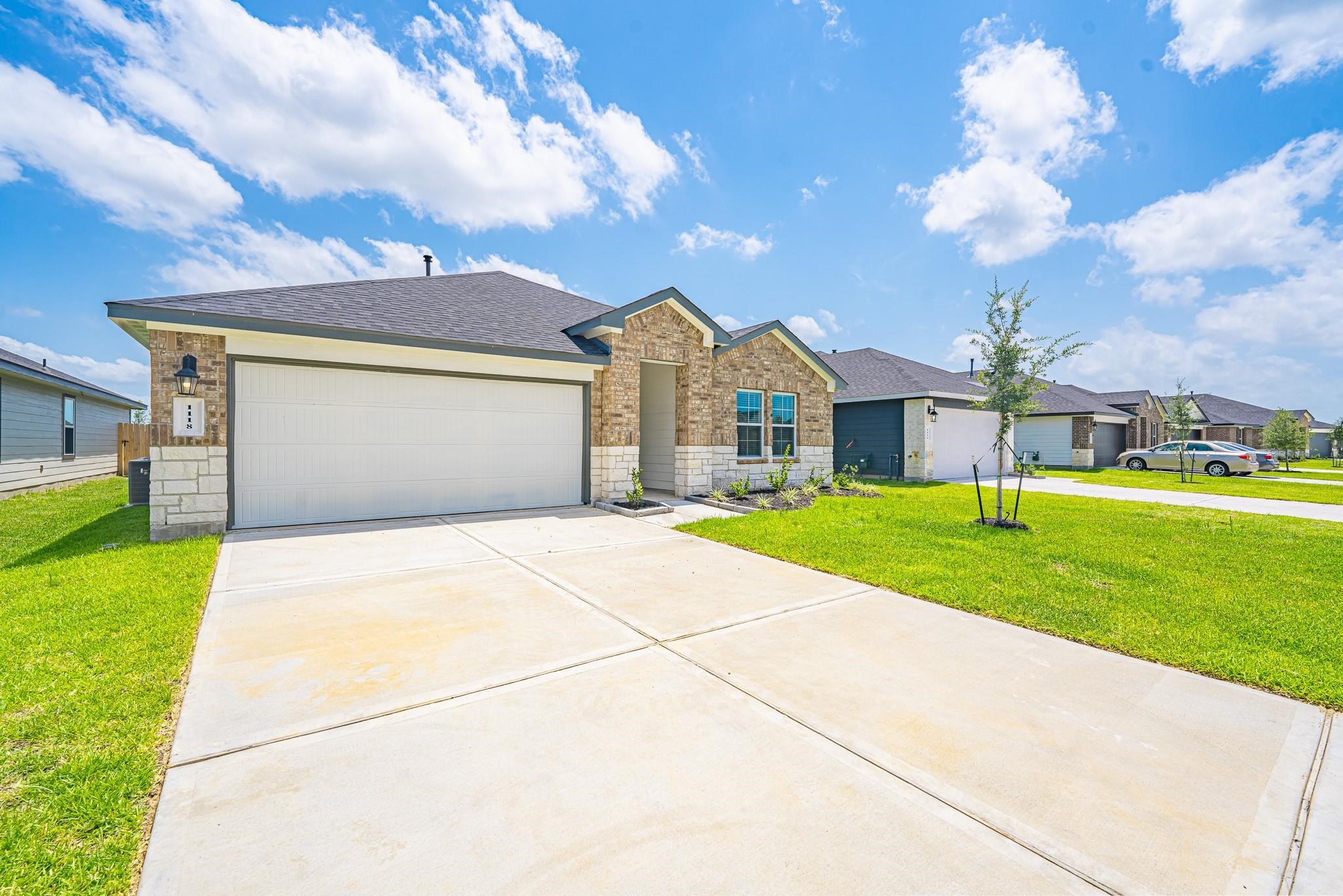 1118 Appaloosa Lane Rosharon, TX 77583 - Photo 3 of 37