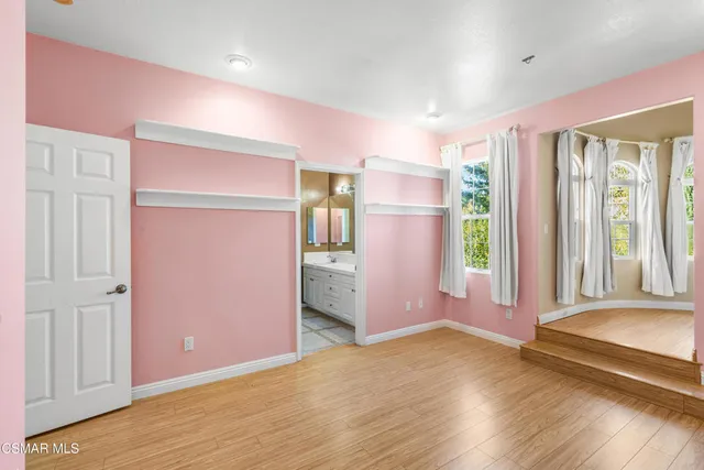 a view of livingroom with hardwood