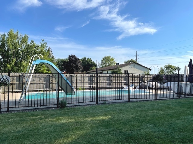 6118 Meyer Road Marengo, IL 60152 - Photo 34 of 42 a view of a garden from a roof deck