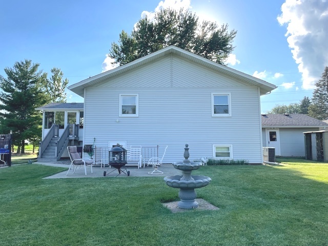 6118 Meyer Road Marengo, IL 60152 - Photo 39 of 42 a front view of house with yard and seating area