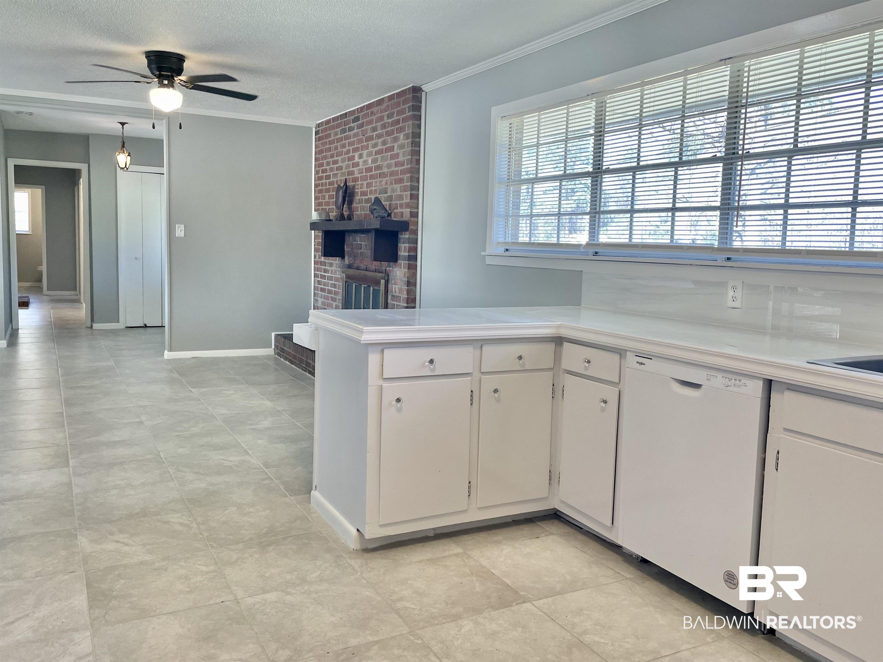 98 White Road Brewton, AL 36426 - Photo 5 of 49