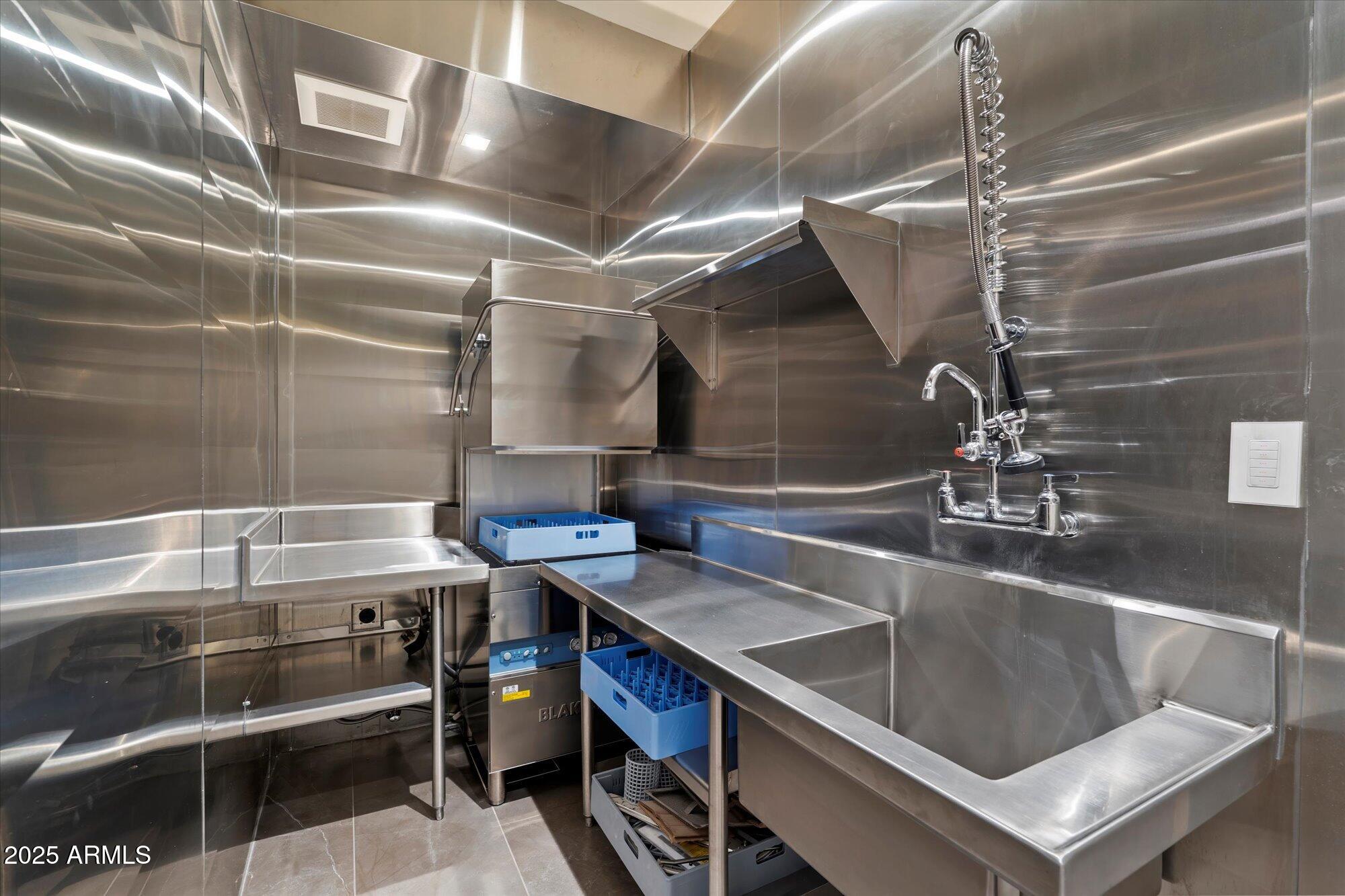 341 East Monte Vista Road Phoenix, AZ 85004 - Photo 29 of 78 045-Prep Kitchen