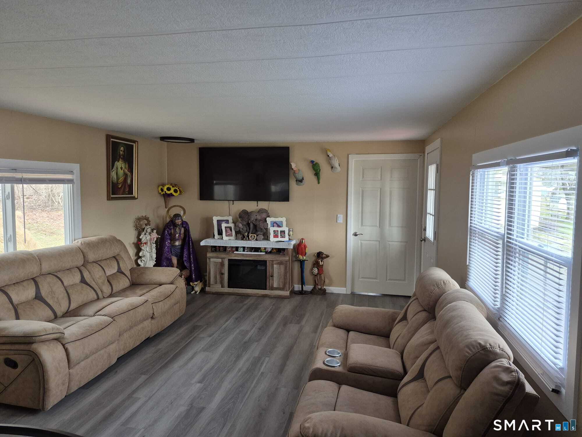 11 Eastview Road Southington, CT 06489 - Photo 5 of 17