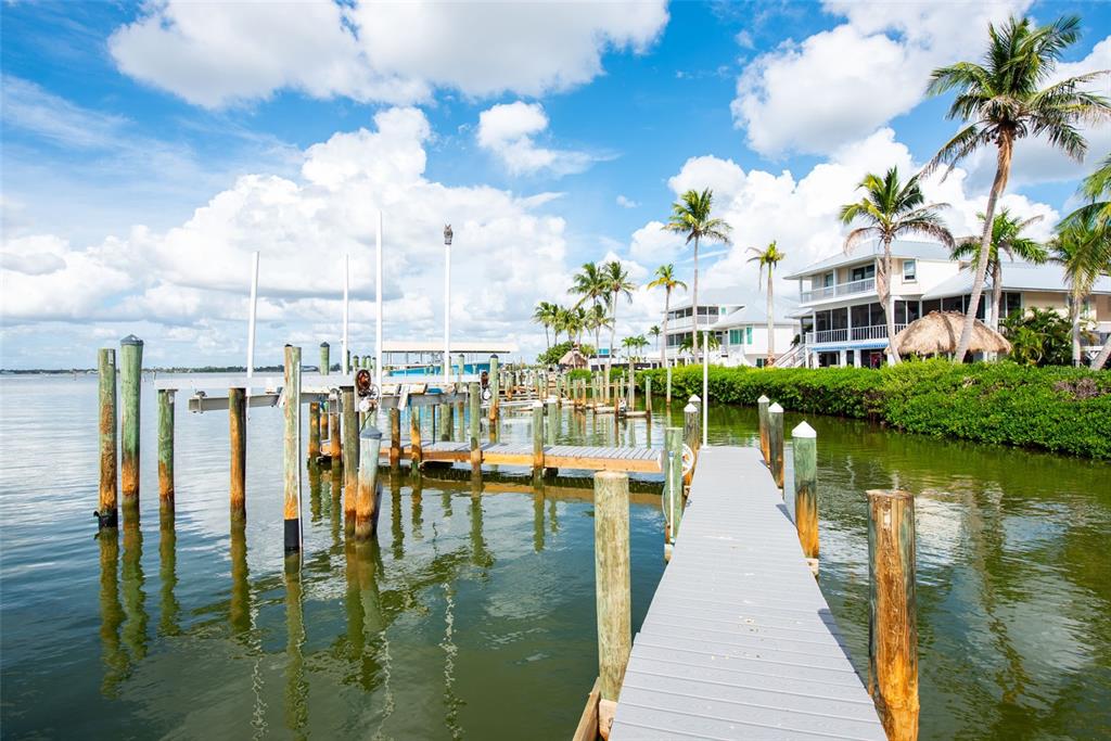 1420 Beach Road, Unit 204 Englewood, FL 34223 - Photo 61 of 99