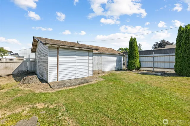 $599,999 | 253 Clark Street, Blaine, WA 98230