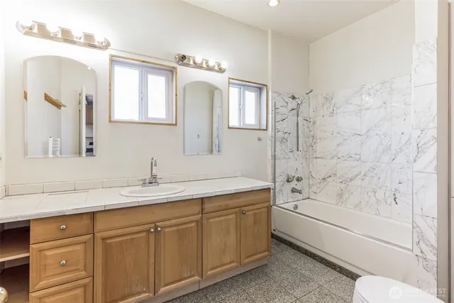 $599,999 | 253 Clark Street, Blaine, WA 98230