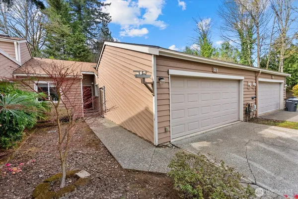 $425,000 | 25412 213th Place Southeast, Unit 21, Maple Valley, WA 98038