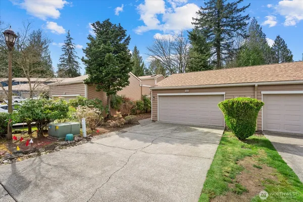 $425,000 | 25412 213th Place Southeast, Unit 21, Maple Valley, WA 98038