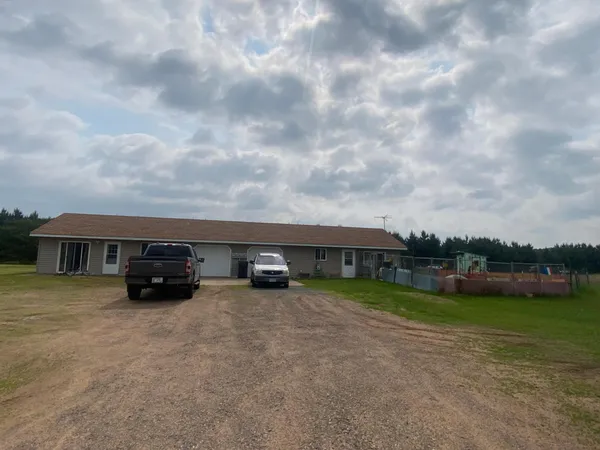 $205,000 | 2886 East River Road, St. Croix Falls, WI 54024