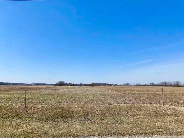 $100,000 | 200 North 200 West, Uniondale, IN 46791