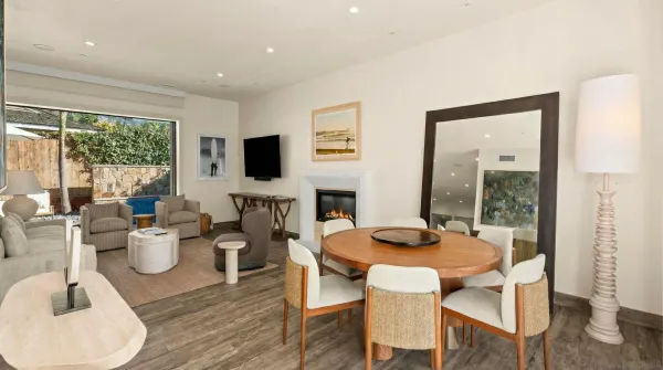 $1,184,000 | 8477 El Paseo Grande, Unit 4, La Jolla, CA 92037