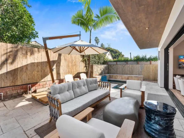 $1,184,000 | 8477 El Paseo Grande, Unit 4, La Jolla, CA 92037