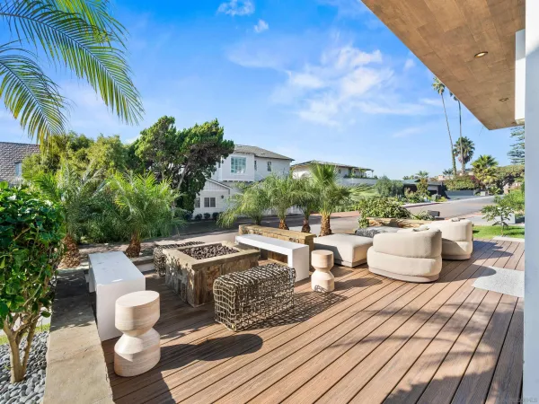 $1,184,000 | 8477 El Paseo Grande, Unit 4, La Jolla, CA 92037
