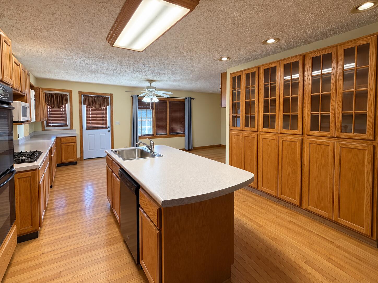 23 Animal Farm Road Corbin, KY 40701 - Photo 5 of 18 IMG_7899