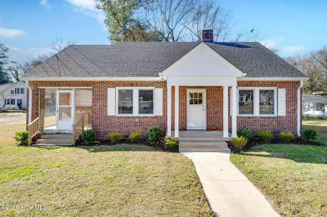 $189,000 | 503 North Pine Street, Warsaw, NC 28398