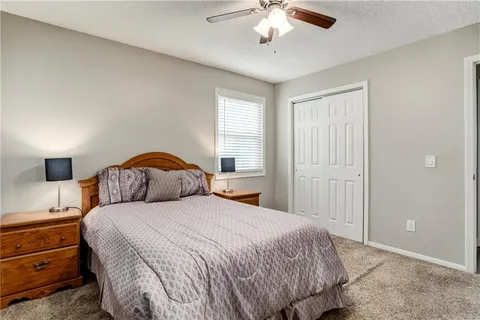 $400,000 | 9132 Darnell Street, Lenexa, KS 66215