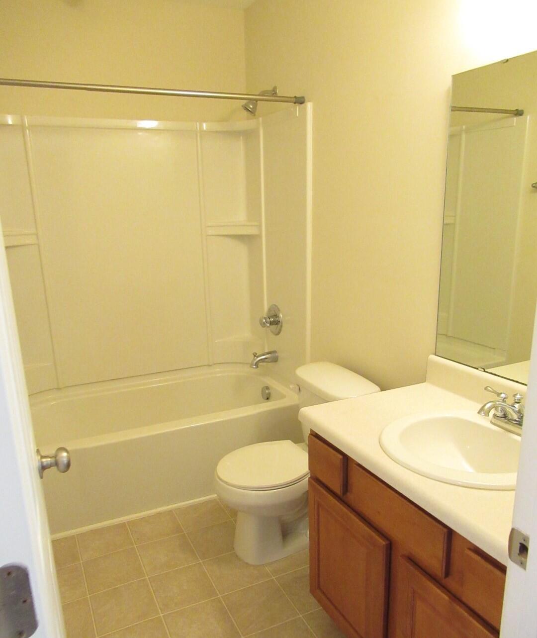 1666 Ruger Drive Sumter, SC 29150 - Photo 22 of 27 Hall bathroom