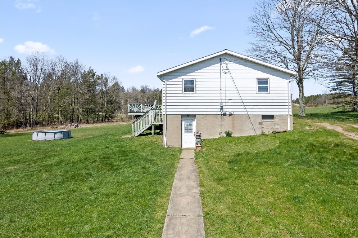1571 Youngs Road Rome, PA 18837 - Photo 3 of 29
